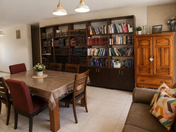 Yirmiyahu Hanavi | Space, Style and Possibility