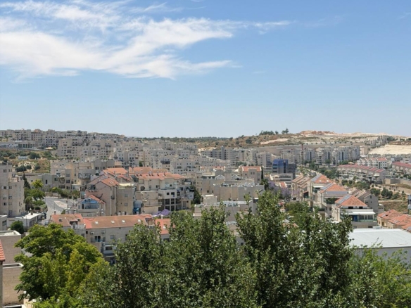 Nachal Nachshon | A Peaceful Garden Home with Unforgettable Views