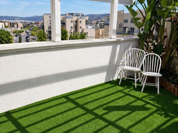 Yecheskel HaNavi | A Corner Garden Home with Room to Expand
