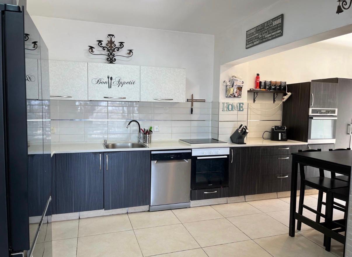 WhatsApp Image 2026-09-10 at 11.02.49 (2) Chavakuk HaNavi | Penthouse Living with Stunning Open Views